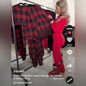 SKIMS Cozy Unisex Pullover - Brick Buffalo Check